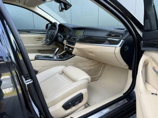 BMW 5 Serie BMW 5-serie Touring 520I High Executive Leder - Pano - Digitaal Dashboard - afbeelding nr 17