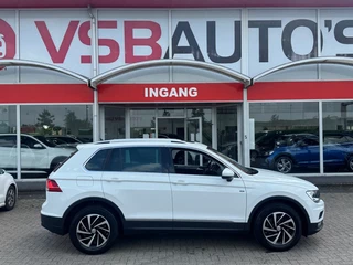 Volkswagen Tiguan Volkswagen Tiguan 1.5 TSI ACT. 150PK NAVI PANO-DAK CARPLAY AIRCO LMV PDC - afbeelding nr 4