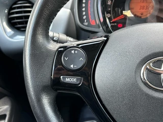 Toyota Aygo Toyota Aygo 1.0 VVT-i x-joy | 15'' velgen | Camera | Carplay - afbeelding nr 23