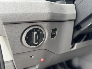 Volkswagen Crafter Volkswagen Crafter 35 2.0 TDI L3H3 EL Trendline AIRCO / CRUISE CONTROLE / TREKHAAK / 3 ZITS - afbeelding nr 15
