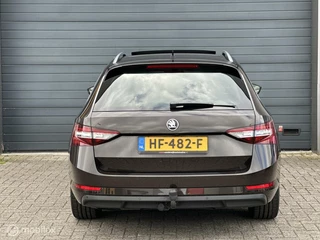 Škoda Superb Skoda Superb Combi 1.6 TDI Active DAB+| Vol Optie!| - afbeelding nr 21
