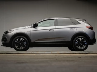 Opel Grandland X Opel Grandland X 1.2 Turbo Ultimate Sport (APPLE CARPLAY,NAVI,CAMERA,LED,SPORTSTOELEN,CRUISE,CLIMATE,DODE HOEk,GETINT,NETTESTAAT) - afbeelding nr 1