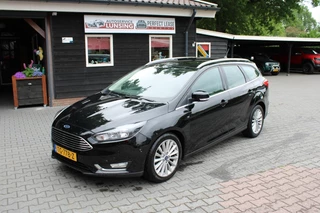 Ford Focus Ford Focus Wagon 1.0 TITANIUM - Navi Clima Parkeersensoren - afbeelding nr 1