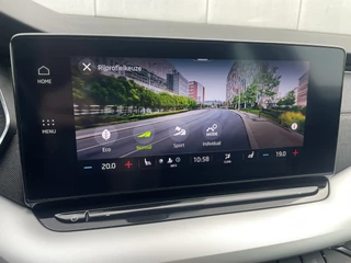 Škoda Octavia Škoda Octavia Combi 1.5 e-TSI Business Edition Plus | Trekhaak | Head-Up | Carplay | LED | Sfeerverl. | Camera | Memory - afbeelding nr 57
