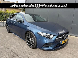 Mercedes-Benz A-Klasse A 200 AMG Nightpakket Pano Leder Sfeerlicht Camera Memory NL-auto