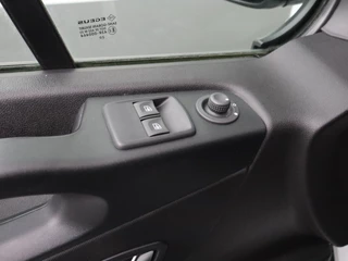 Renault Trafic | Navigatie | Camera | Airco | 3-Persoons | Cruise - afbeelding nr 8