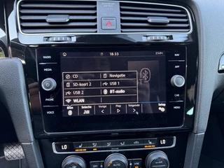 Volkswagen Golf Volkswagen Golf 1.5 TSI 150 Pk DSG Highline Virtual Navi Led - afbeelding nr 17