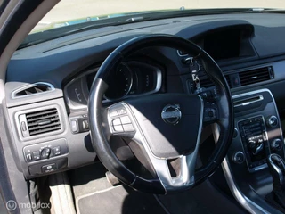 Volvo V70 Volvo V70 2.4 D5 215 Schuifdak Leer Xenon Clima Elec stoel Pdc V+A - afbeelding nr 13