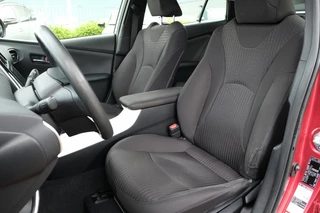Toyota Prius Toyota Prius 1.8 122PK Hybrid Aspiration Automaat | Bluetooth | - afbeelding nr 14