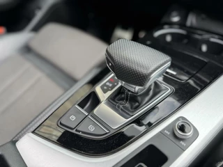 Audi A4 Audi A4 Avant 35 TFSI S edition Automaat | Panoramadak | LED | Sportstoelen | Stoelverwarming | Extra getint glas | 20 inch lichtmetalen velgen | Apple CarPlay | Climate control | Parkeersensoren voor en achter - afbeelding nr 49