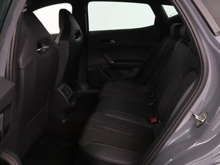 CUPRA Formentor CUPRA Formentor 1.4 e-Hybrid VZ | 245pk | Stoel & stuurverwarming | Carplay | Camera | Adaptive cruise | Navigatie | Sfeerverlichting | Keyless | Full LED | PHEV - afbeelding nr 7