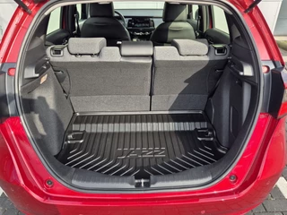 Honda Jazz Honda Jazz 1.5 e:HEV Elegance Parkeersensoren, Apple/Android, Stoel verwarming , All-in Rijklaarprijs - afbeelding nr 12