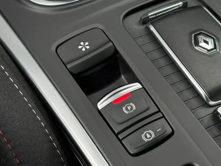 Renault Mégane Estate Renault Mégane Estate 1.3 TCe R.S. Line | Trekhaak | Navigatie | Cruise Control | Climate Control | Achteruitrijcamera | Led - afbeelding nr 32
