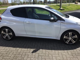 Peugeot 208 - afbeelding nr 6
