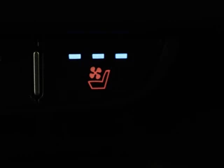 Kia Ceed Kia Ceed 1.6 GDI PHEV ExecutiveLine | Panoramadak |  Stoelventilatie | Trekhaak | Leder | Camera | Adaptive cruise | Keyless | Full LED | Stuur & achterbankverwarming | Carplay | Navigatie - afbeelding nr 10