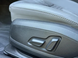 Audi A4 Audi A4 Avant 35 TFSI S-line Automaat | Panoramadak | Leer/alcantara bekleding | Elektrisch verstelbare bestuurdersstoel | LED verlichting | Bang&Olufsen audio | Apple CarPlay | Parkeersensoren voor en achter - afbeelding nr 13