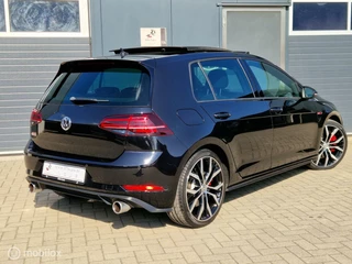 Volkswagen Golf Volkswagen Golf 2.0 TSI GTI Performance /PANO/DYNAUDIO/CAMERA/ LED PLUS / DAB+/1e EIG/ DEALERONDERHOUDEN / - afbeelding nr 7