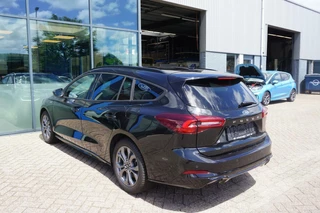 Ford Focus Ford Focus Wagon 1.0 EcoBoost Hybrid ST Line 125PK Automaat Winterpack SYNC4 Cruise Navi Camera Climate Parkeersensoren Privacy Glass *1500KG Trekgewicht* - afbeelding nr 6