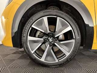 Peugeot e-208 (INCL-BTW) *FULL-LED | DIGI-COCKPIT | BLIS | CAMERA | 1/2-LEATHER | HEATED-SEATS | NAVI-FULLMAP | LANE-ASSIST | KEYLESS | DAB | SPORT-SEATS | 17