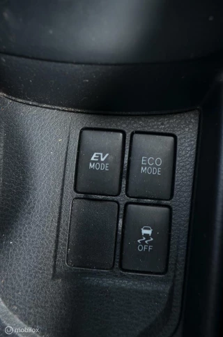 Toyota Yaris Toyota Yaris 1.5 VVT-i Dynamic Hybrid - afbeelding nr 19