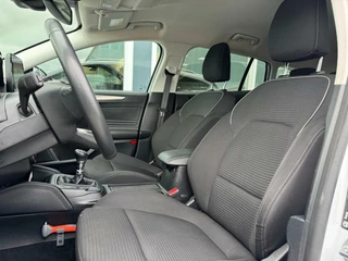 Ford Focus Ford Focus Wagon 1.5 EcoBlue Titanium Business|Cruise control|Airco|Trekhaak|Navi| - afbeelding nr 10