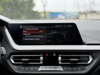 BMW 1 Serie BMW 1-serie 118i M-Sport | Leder | Apple Carplay | Live Cockpit | - afbeelding nr 29