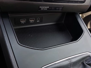 SEAT Ibiza 1.0 TSI Style Upgrade Professional Winter-Pack | Navi | Bluetooth Carkit+Streaming | Clima | Cruise | Pdc | Licht+Regensensor | Stoelverwarming | 16''lm - afbeelding nr 17