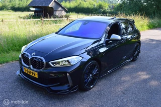 BMW 1 Serie M135i xDrive ACC / HUD/ Panorama / H&K / Camera