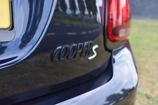 MINI Electric MINI Electric Mini Resolute edition 33 kWh Pano automaat resolute edition 135kw 1e eigenaar n.a.p. Pano / Leder / Harman Kardon / Head Up / Camera / Keyless - afbeelding nr 34