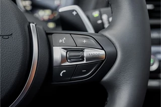 BMW 1 Serie BMW 1 Serie M140i Shadow Schuifdak H/K Stuurverw Camera CarPlay Leer - afbeelding nr 37