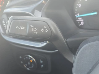 Ford Fiesta Ford Fiesta 1.0 EcoBoost Hybrid ST-Line X | Adaptive cruise control | Winter Pack | Dodehoeksensoren | Full-LED koplampen | Achteruitrijcamera | Draadloze telefoonlader | Privacy glass - afbeelding nr 19