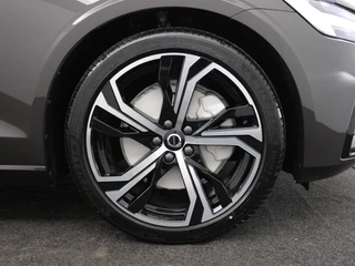 Volvo V60 Volvo V60 B4 Plus Dark | 19