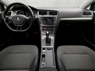 Volkswagen Golf Automaat (APPLE CARPLAY, NAVIGATIE, CLIMATE, TREKHAAK, SPORTSTOELEN, LM VELGEN, PARKEERSENSOREN, NIEUWE APK, CRUISE, NIEUWSTAAT) - afbeelding nr 6