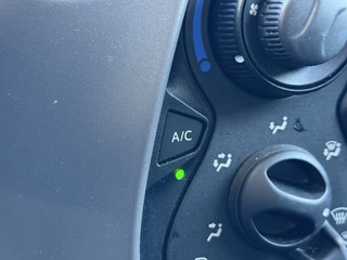 Peugeot 108 Peugeot 108 1.0 e-VTi Airco/Elktr pakket/Getint glas/5 deuren ideale stadsauto zuinig in gebruik - afbeelding nr 13