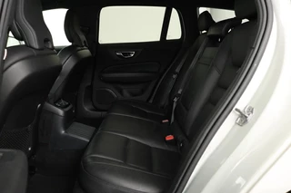 Volvo V60 Volvo V60 2.0 T6 Recharge AWD Inscription | Trekhaak |  Stoel & stuurverwarming | Leder | Camera | Adaptive cruise | Carplay | Memory - afbeelding nr 6