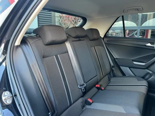 Volkswagen T-Roc Volkswagen T-Roc 1.5 TSI Style Business | Adaptive Cruise Control | Apple CarPlay/Android Auto | Climate Control | Camera - afbeelding nr 38