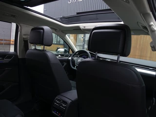 Volkswagen Passat Volkswagen Passat Variant TSI GTE 218PK DSG / Highline / R-Line / LED - afbeelding nr 39