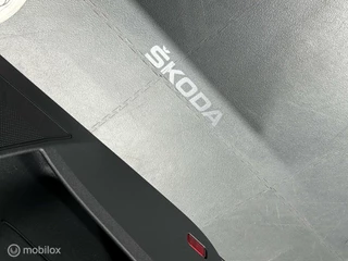 Škoda Karoq Skoda Karoq 1.0 TSI Style | CARPLAY | CRUISE | SFEERVERLICH. - afbeelding nr 41