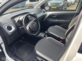 Toyota Aygo Toyota Aygo 1.0 VVT-i x-play Automaat Automaat Camera apple carplay - afbeelding nr 14