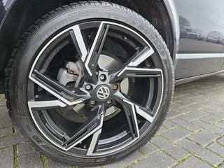 Volkswagen Transporter Volkswagen Transporter 2.0 TDI L2H1 Navi 110 PK 20 inch Nieuwstaat - afbeelding nr 9