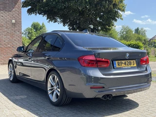 BMW 3 Serie BMW 3-serie 320d EDE Edition Sport Line Shadow High Exe Dak 1e Eigenaar - afbeelding nr 6