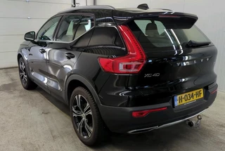 Volvo XC40 Navigatie Trekhaak Leder Stoelverwarming Intellisafe  Suround Camera 19 Inch Velgen Led Koplampen NL Auto Plug In Hybride 1e Eigenaar - afbeelding nr 3