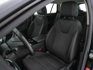 Opel Insignia Opel Insignia Sports Tourer 1.5 Turbo Business Executive Aut. *NAVI-FULLMAP | LEATHER-FABRIC | KEYLESS | DAB+ | SPORT-SEATS  | ECC | PDC | CRUISE | TOWBAR | CARPLAY | 18''ALU* - afbeelding nr 20