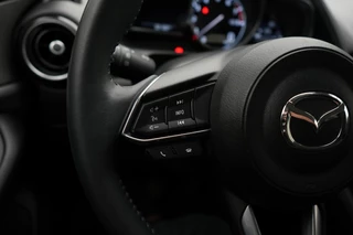 Mazda CX-3 Mazda CX-3 2.0 SkyActiv-G Luxury met vaste trekhaak en all-weather banden : dealer onderhouden - afbeelding nr 24