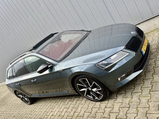 Škoda Superb Škoda Superb Combi 1.5 TSI DSG AUT. SPORTLINE BUS. PANODAK / TREKHAAK - afbeelding nr 4