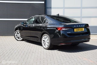 Škoda Superb Skoda Superb 1.5 TSI MHEV Business Edition Canton winterpakket - afbeelding nr 7