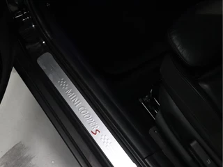 MINI Cooper S [HARMAN/KARDON, SFEERVERLICHTING, VOL LEDER, STOELVERWARMING, PDC ACHTER, BLUETOOTH, NAVI, CRUISE, NIEUWSTAAT] - afbeelding nr 12