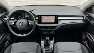 Škoda Fabia Skoda Fabia 1.0 TSI Ambition Clima Carplay Adaptive cruise Navigatie Pdc DAB radio - afbeelding nr 4