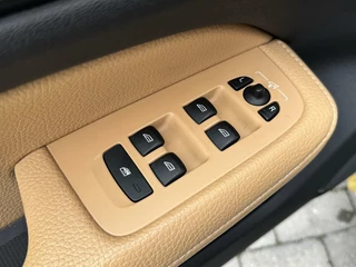 Volvo V60 Volvo V60 2.0 T6 Twin Engine AWD 253pk | Comfortstoelen leer | Stoelverwarming | Navigatiesysteem | Trekhaak uitklapbaar | 18 inch lichtmetalen velgen | Apple CarPlay | LED verlichting | Getint glas achter | Parkeersensoren achter - afbeelding nr 5