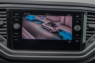 Volkswagen T-Roc Volkswagen T-Roc Cabrio 1.5 TSI R-Line ACC VIRTUAL COCKPIT STOELVERWARMING AUTOMAAT LEDER CAMERA - afbeelding nr 19